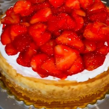 Strawberry Glazed Cheesecake