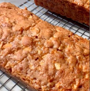 Apple Cinnamon Bread