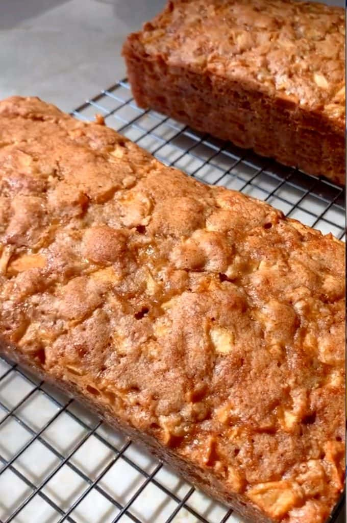 Apple Cinnamon Bread