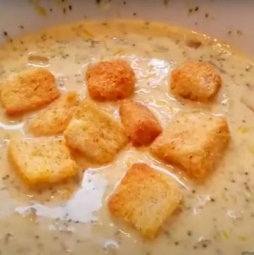 crockpot broccoli cheddar soup